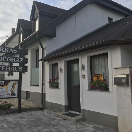 Farkas Vendeghaz Hotel Sopron Exterior photo